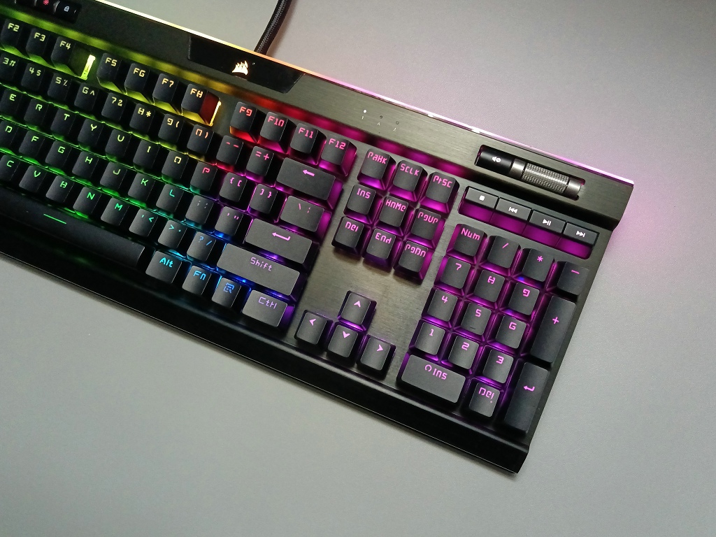 Corsair PBT Transparent Keycap - Gaming Keyboard Corsair avaliação e preço